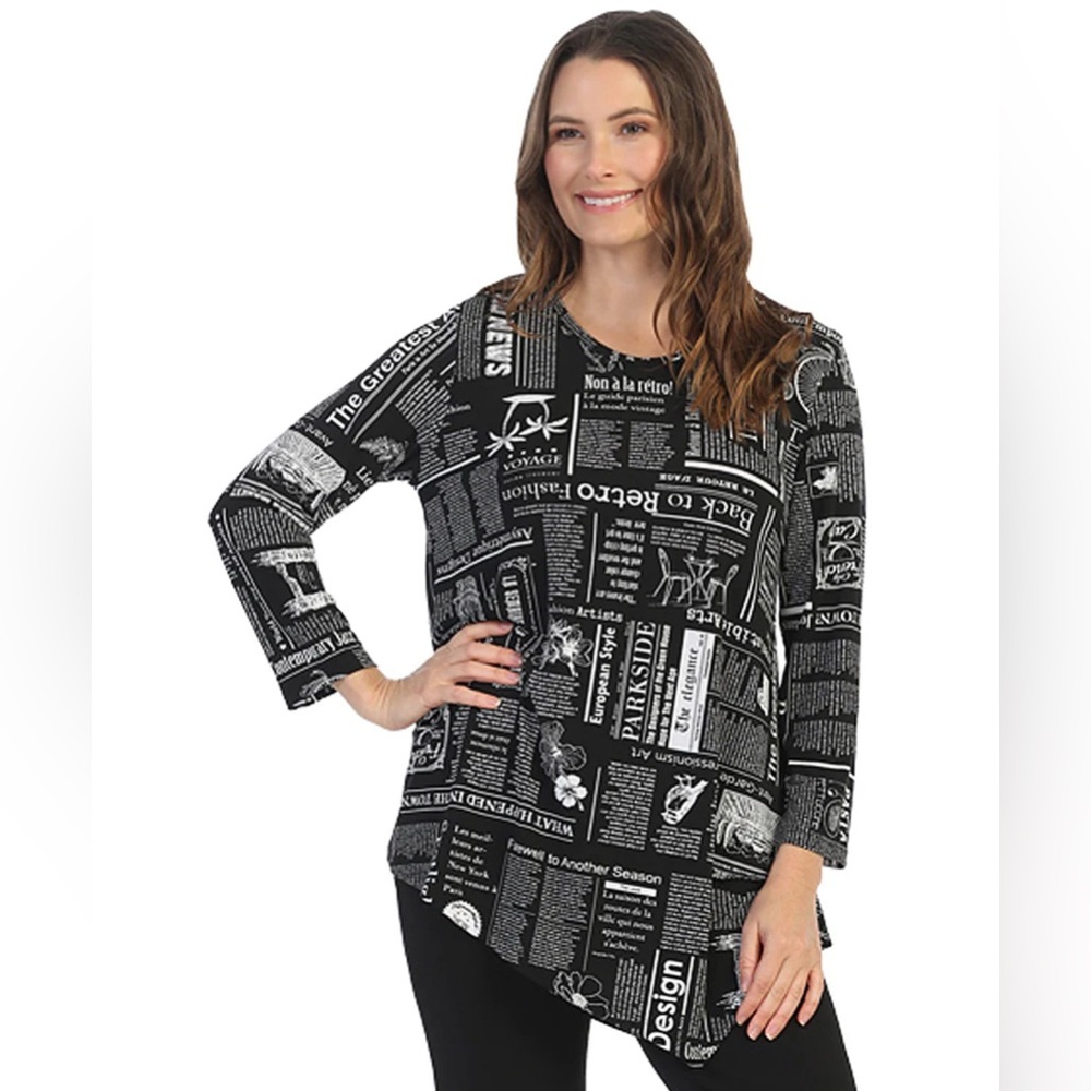 Jess & Jane Shirt Women's Small Black White Newspaper Print Chiffon Hem Tunic